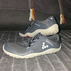 Vivobarefoot Primus Trail II Minimalist Barefoot Shoes Women's 9/40 Gray